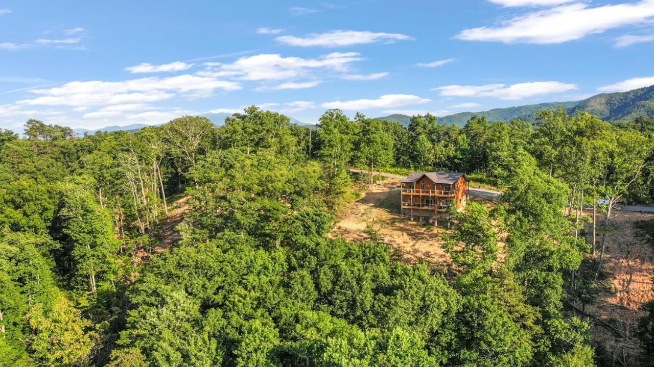 New / 3 King Suites / Sleeps12 / View / 5 Mi To Pf / Hot Tub Sevierville Exterior photo