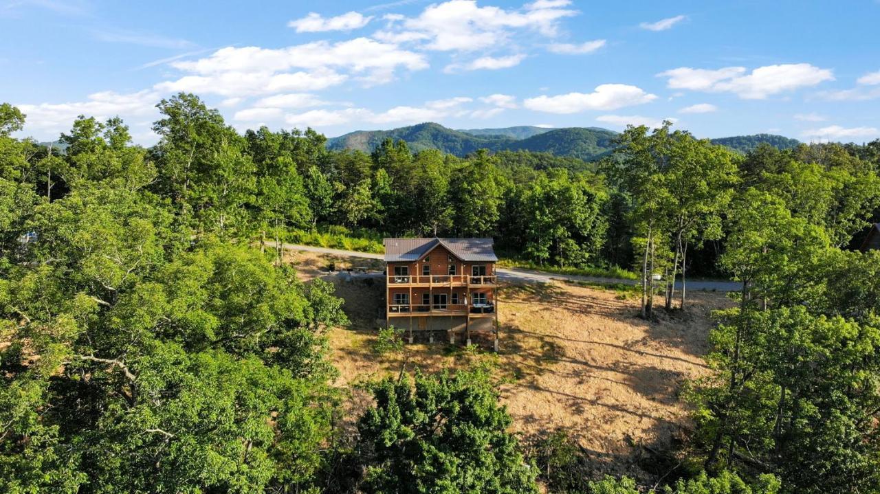 New / 3 King Suites / Sleeps12 / View / 5 Mi To Pf / Hot Tub Sevierville Exterior photo
