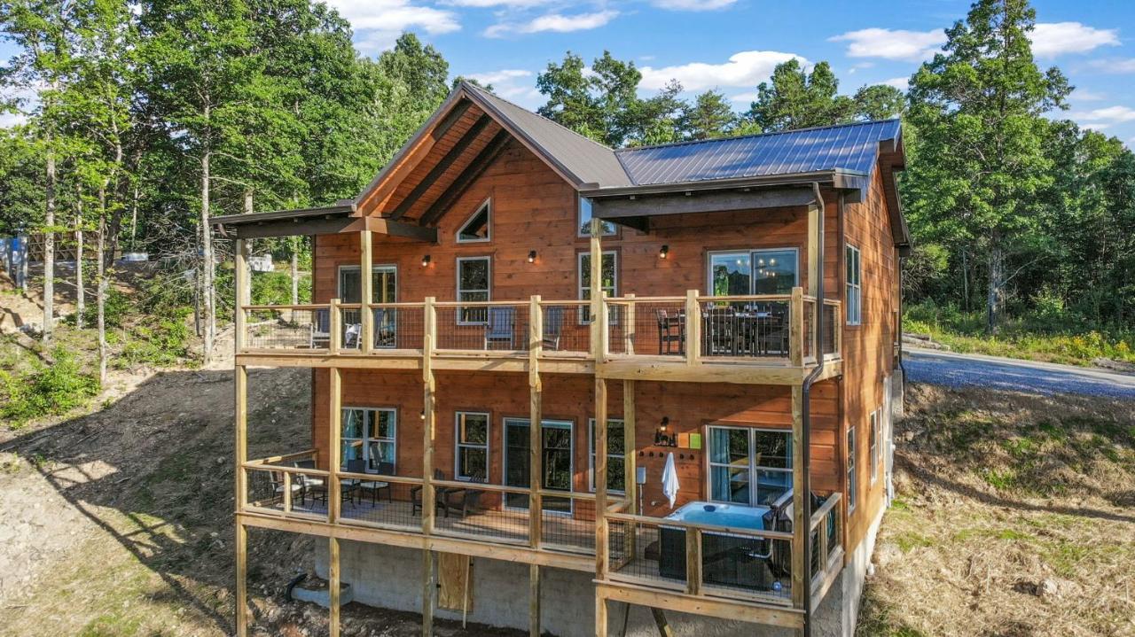 New / 3 King Suites / Sleeps12 / View / 5 Mi To Pf / Hot Tub Sevierville Exterior photo